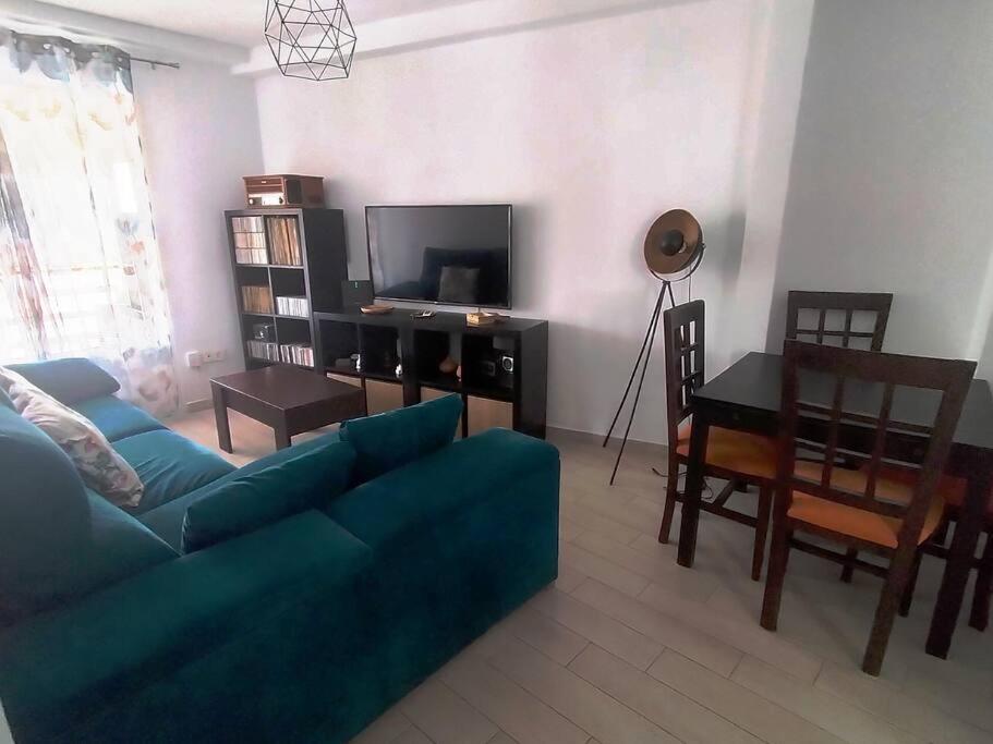 Apartment Piso Luminoso Y Acogedor Alcala de Guadaira